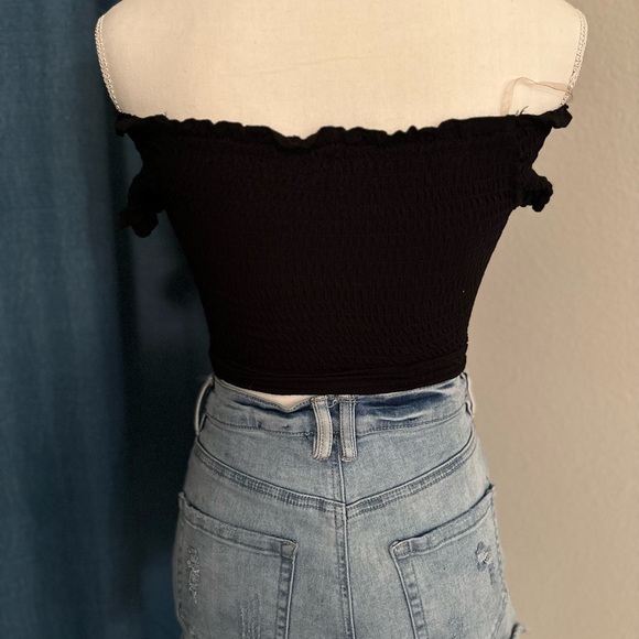 Black off the Shoulder Stretchy Lace Cross Front Ceop Top Size Small - Picture 5 of 7